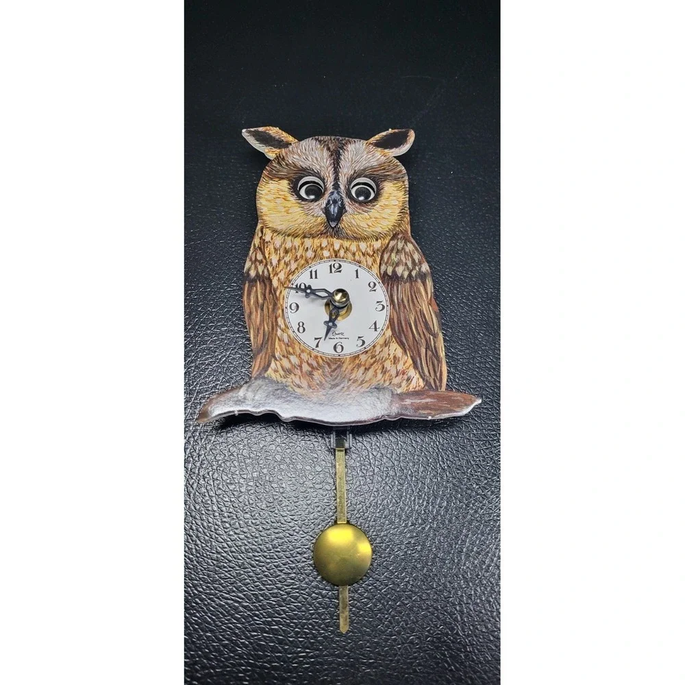 River City Cuckoo OWL-06Q Calarco the Owl - Moving Eyes Owl Clock with Pendulum